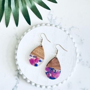 2/$30🌵 Bohemian Purple Gold Magenta Confetti Resin & Wood Teardrop Earrings NEW